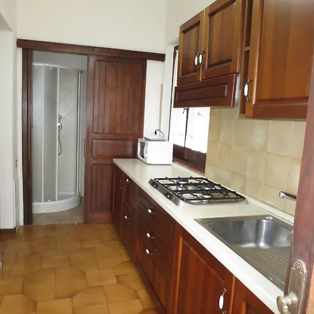 Giacu - Rei225 By Interhome *