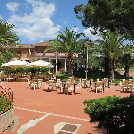 Giacu - Rei225 By Interhome *